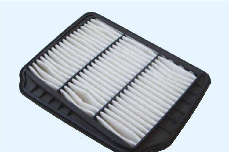 汽车中欧(中国)的作用是对来自油底壳的机油中有害杂质进行滤除，以洁净的机油供给曲轴、连杆、凸轮轴、增压器、活塞环等运动副件起到润滑、冷却、清洗作用