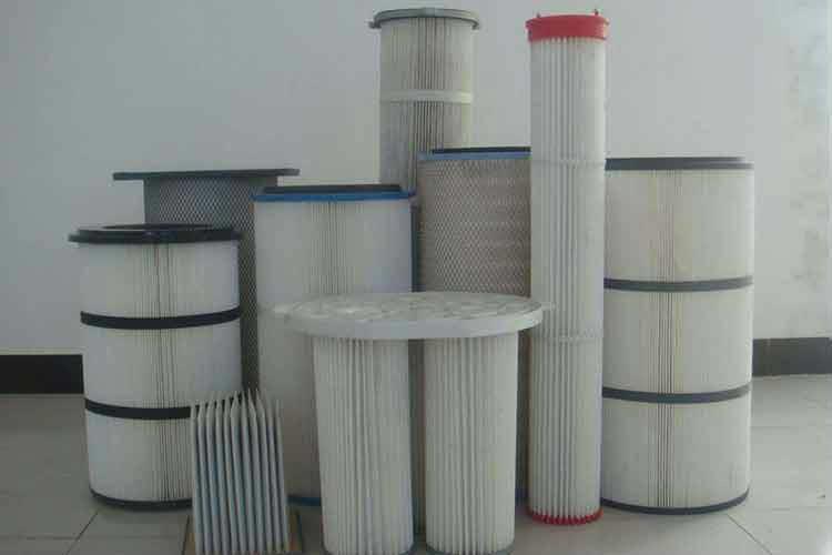 中欧中国是由必定长度挺括的滤料折叠成褶，首尾粘合而成的星形过滤筒